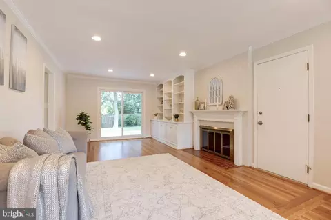 2500 E Meredith Dr, Vienna, VA 22181 photo 16