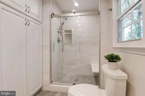 2500 E Meredith Dr, Vienna, VA 22181 photo 30