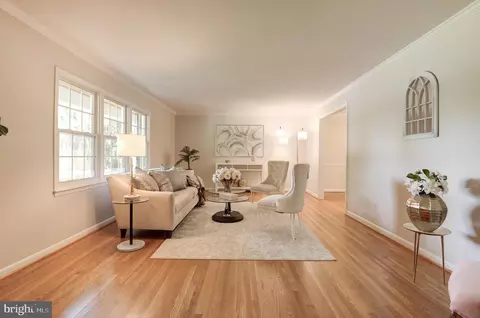 2500 E Meredith Dr, Vienna, VA 22181 photo 6
