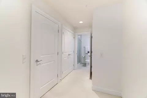 Entry Way - 1450 Emerson Ave #204, Mclean, VA 22101 photo 7 of 7