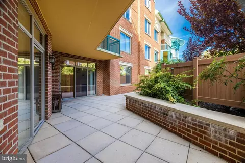 Exterior - 1450 Emerson Ave #204, Mclean, VA 22101 photo 1 of 10