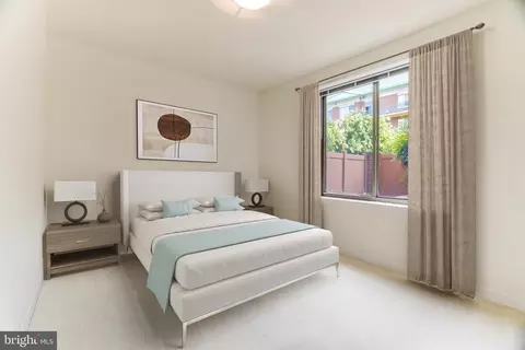 Bedroom - 1450 Emerson Ave #204, Mclean, VA 22101 photo 4 of 7