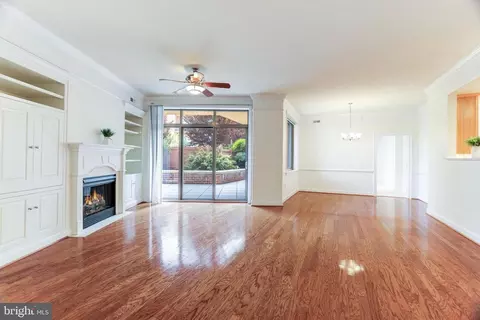 Living - 1450 Emerson Ave #204, Mclean, VA 22101 photo 3 of 16