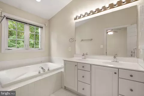 6635 Debra Lu Way, Springfield, VA 22150 photo 24