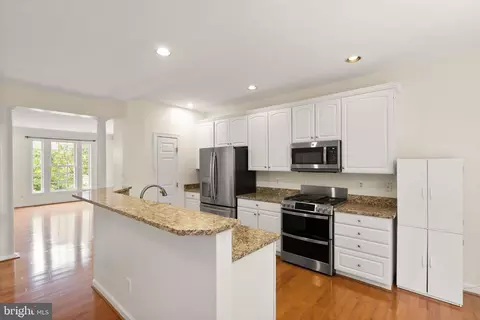 6635 Debra Lu Way, Springfield, VA 22150 photo 12
