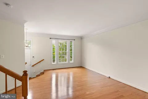 6635 Debra Lu Way, Springfield, VA 22150 photo 9