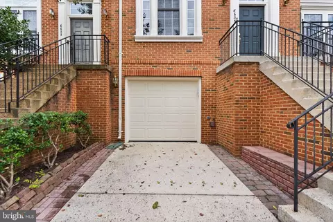 6635 Debra Lu Way, Springfield, VA 22150 photo 4