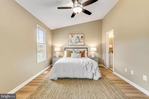 Bedroom - 13426 Elevation Ln, Herndon, VA 20171 photo 1 of 4