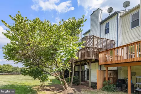 Exterior - 13426 Elevation Ln, Herndon, VA 20171 photo 10 of 19