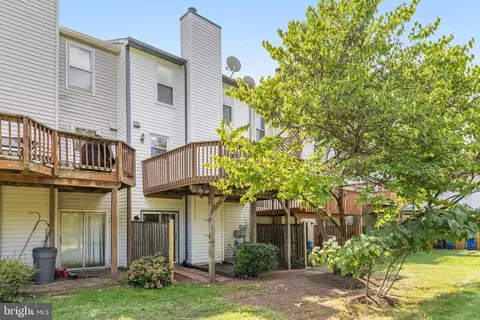 Exterior - 13426 Elevation Ln, Herndon, VA 20171 photo 9 of 19