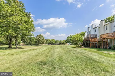 Exterior - 13426 Elevation Ln, Herndon, VA 20171 photo 18 of 19