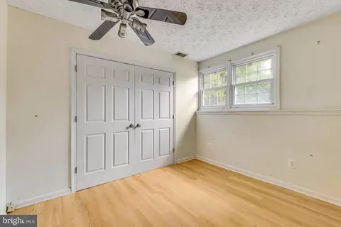 Bedroom - 13426 Elevation Ln, Herndon, VA 20171 photo 4 of 4