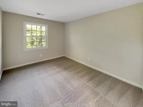 5815 G Rexford Dr #G, Springfield, VA 22152 photo 5