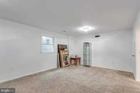 8446 Kitchener Dr, Springfield, VA 22153 photo 34