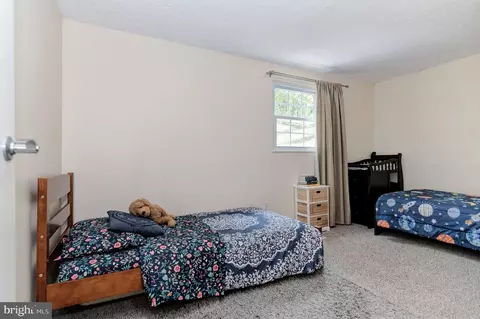 8303 Windfall Rd, Springfield, VA 22153 photo 15