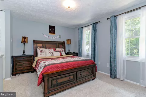8303 Windfall Rd, Springfield, VA 22153 photo 17