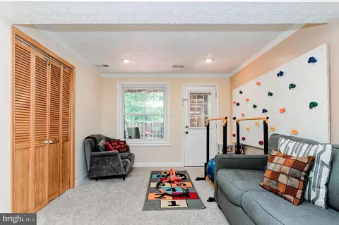 8303 Windfall Rd, Springfield, VA 22153 photo 24