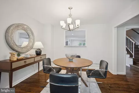 Dining - 6725 Baron Rd, Mclean, VA 22101 photo 3 of 3