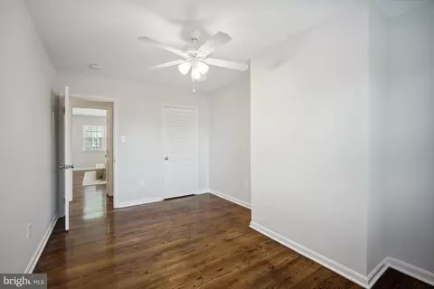 Bedroom - 6725 Baron Rd, Mclean, VA 22101 photo 5 of 6