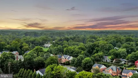 9808 Fox Rest Ln, Vienna, VA 22181 photo 29