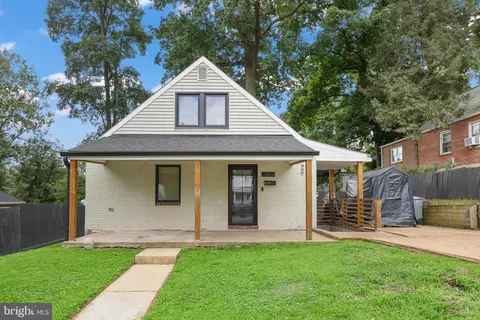 7215 Tyler Ave, Falls Church, VA 22042