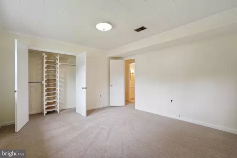 6819 Reynard Dr, Springfield, VA 22152 photo 27
