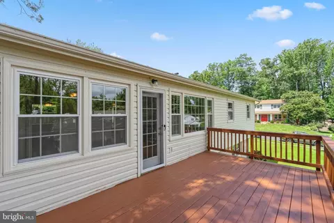 6819 Reynard Dr, Springfield, VA 22152 photo 36