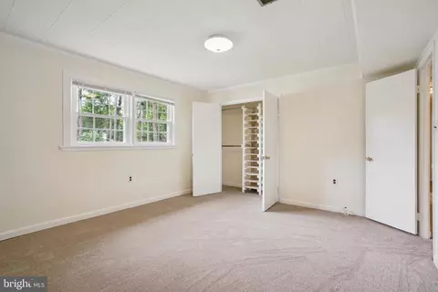 6819 Reynard Dr, Springfield, VA 22152 photo 25