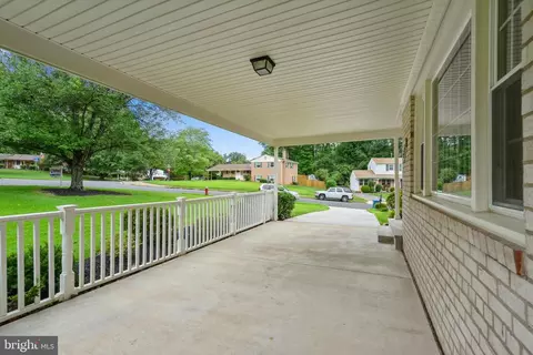 6819 Reynard Dr, Springfield, VA 22152 photo 43