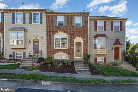 7311 Ardglass Dr, Lorton, VA 22079