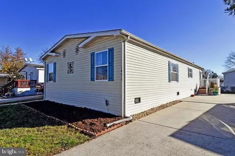 14615 Pan Am Ave, Chantilly, VA 20151
