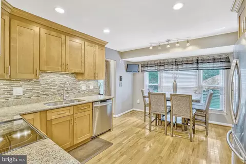 Kitchen - 7596 Seabrook Ln, Springfield, VA 22153 photo 1 of 5