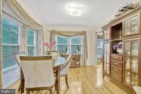 Dining - 7596 Seabrook Ln, Springfield, VA 22153 photo 1 of 3