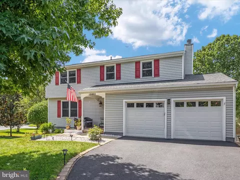 13821 Baywood Ct, Centreville, VA 20120