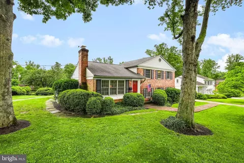 7339 Pinecastle Rd, Falls Church, VA 22043