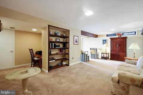 8849 Applecross Ln, Springfield, VA 22153 photo 20