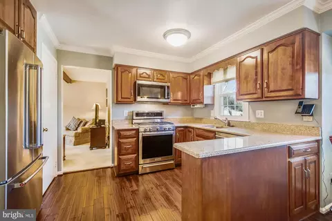 8849 Applecross Ln, Springfield, VA 22153 photo 8