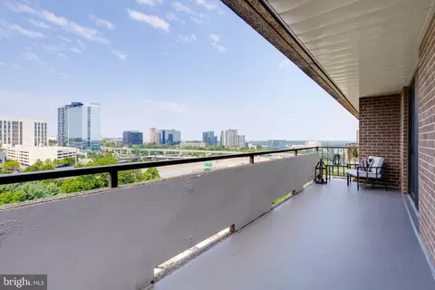 Exterior - 1800 Old Meadow Rd #1708, Mclean, VA 22102 photo 1 of 13