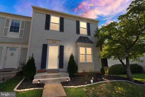 3248 Tayloe Ct, Herndon, VA 20171