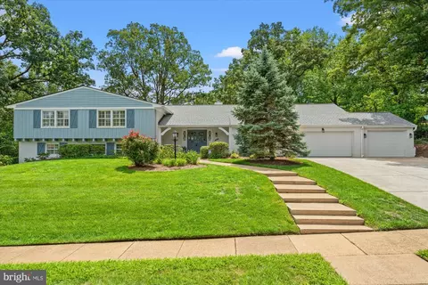 1201 Villamay Blvd, Alexandria, VA 22307