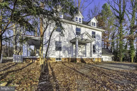 8950 Hooes Rd, Lorton, VA 22079