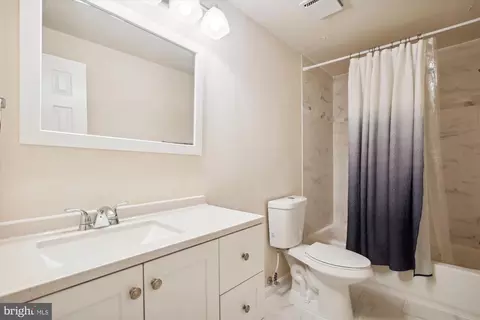 Bath - 9508 Draycott Ct, Burke, VA 22015 photo 1 of 1