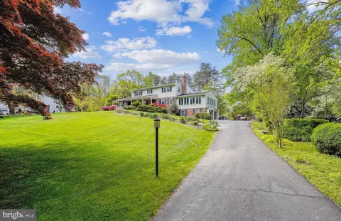 3234 Fox Mill Rd, Oakton, VA 22124 photo 2