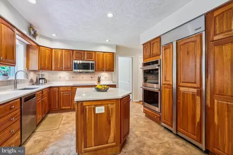 3234 Fox Mill Rd, Oakton, VA 22124 photo 23