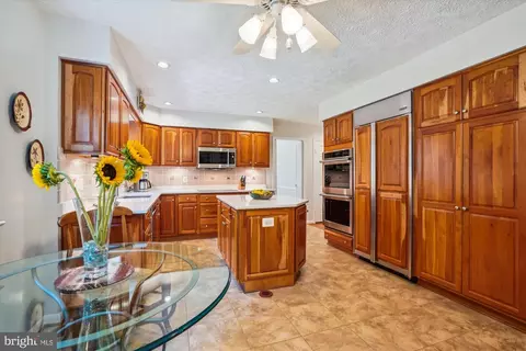 3234 Fox Mill Rd, Oakton, VA 22124 photo 25