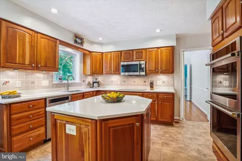 3234 Fox Mill Rd, Oakton, VA 22124 photo 21