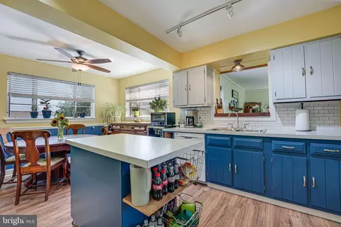 6025 Brunswick St, Springfield, VA 22150 photo 12