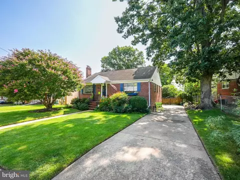 6025 Brunswick St, Springfield, VA 22150