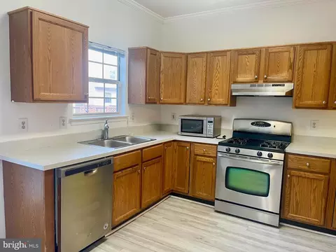 6360 Dakine Cir, Springfield, VA 22150 photo 10