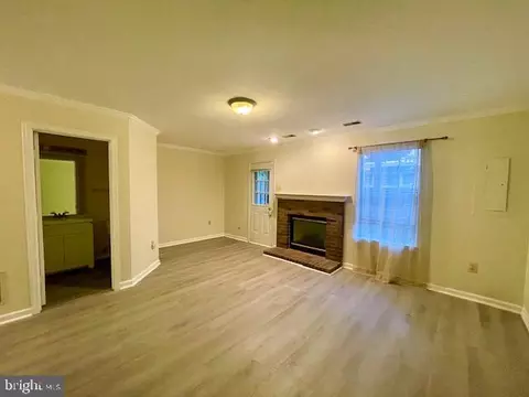 6360 Dakine Cir, Springfield, VA 22150 photo 5